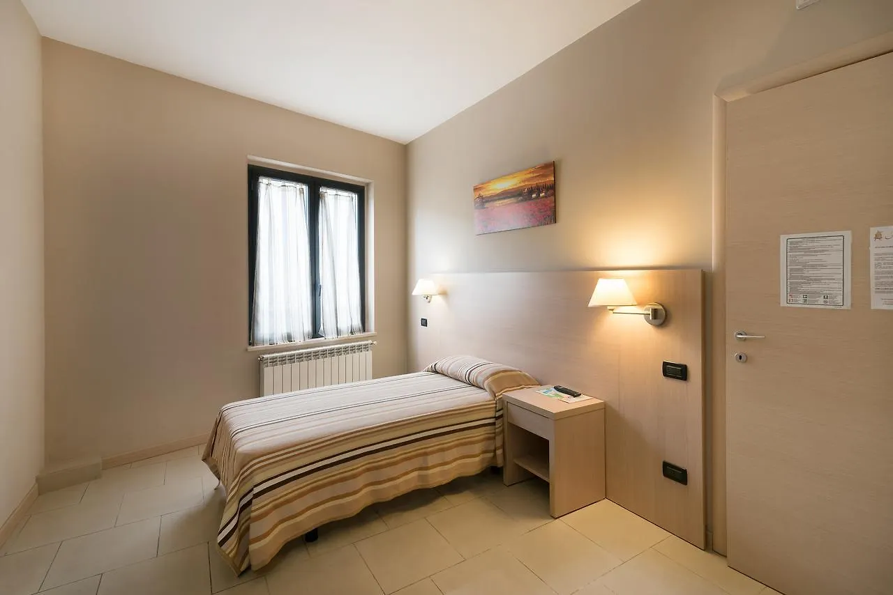 Il Torchio Di Alchieri Moreno E C Sas Pizzighettone Hotel
